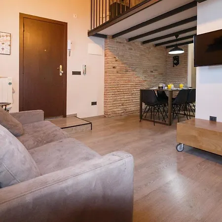 Duplex In Poblenou, Near The And Perfect For Vacations