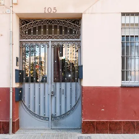 Duplex In Poblenou, Near The And Perfect For Vacations 아파트 바르셀로나